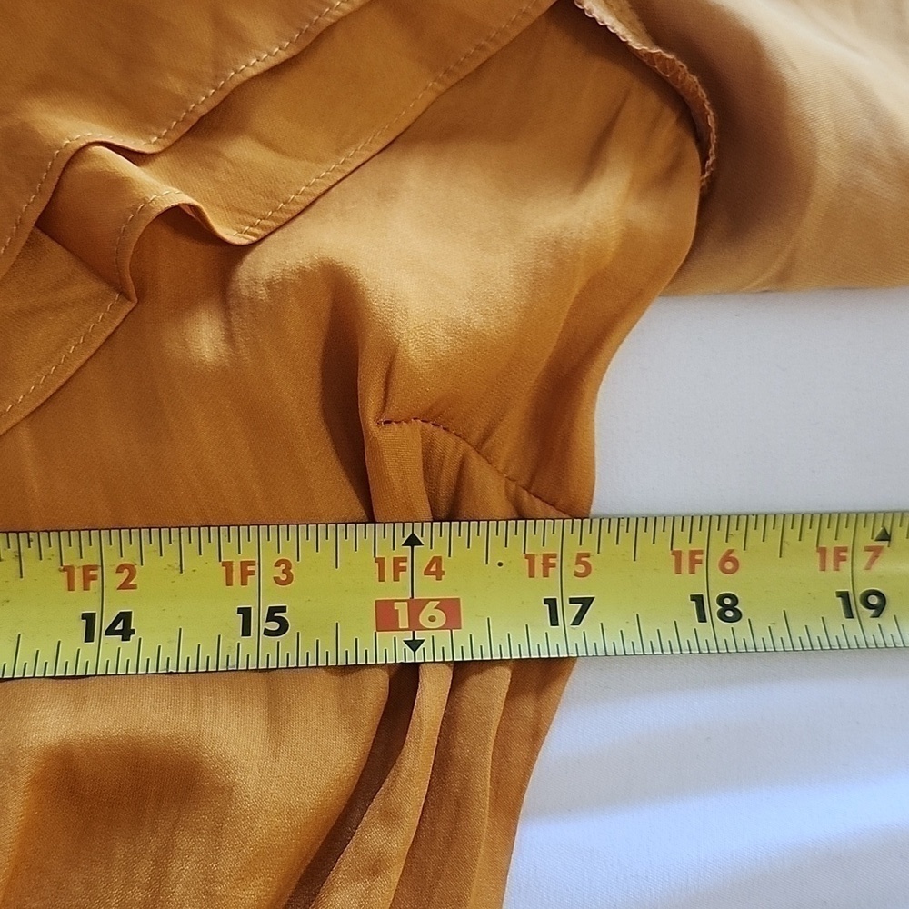 NWT DO+BE MUSTARD YELLOW TOP SIZE LARGE - Picture 11 of 12